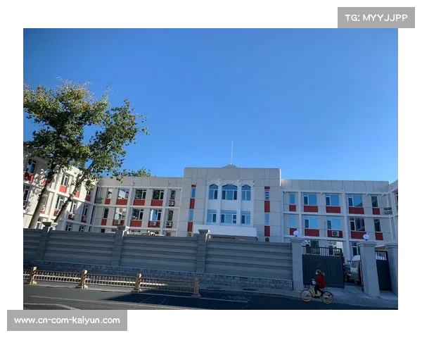 热火新星哈克斯季后赛表现低迷 场均仅得1.3分投射效率骤降至冰点